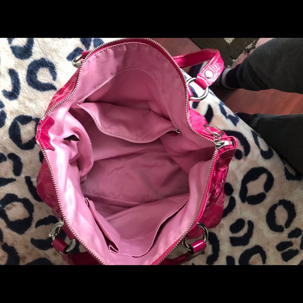 Vintage Pink Coach Bag - Picture 3 of 5